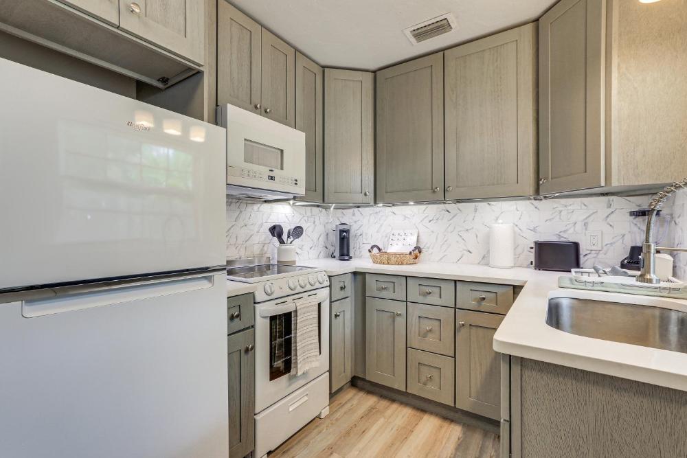 Sarasota Duplex in Gillespie Park 1 Mi to Dtwn!